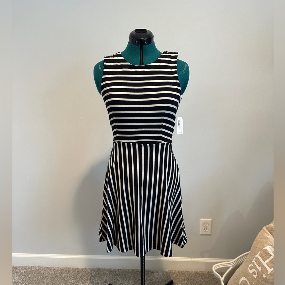 Old Navy Striped Mini Dress in Black and White